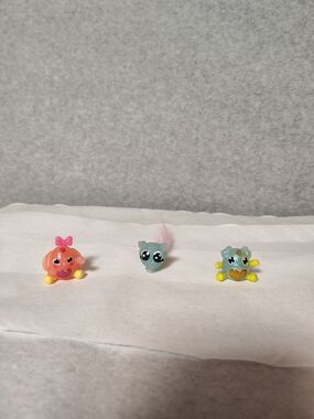 Zuru Rainbocorns Itzy Glitzy Surprise Mini Figure Lot Of 3